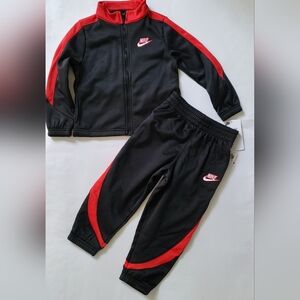 Nike Therma Fit Toddler boy 2pc Tracksuit pants set Size 4T Black